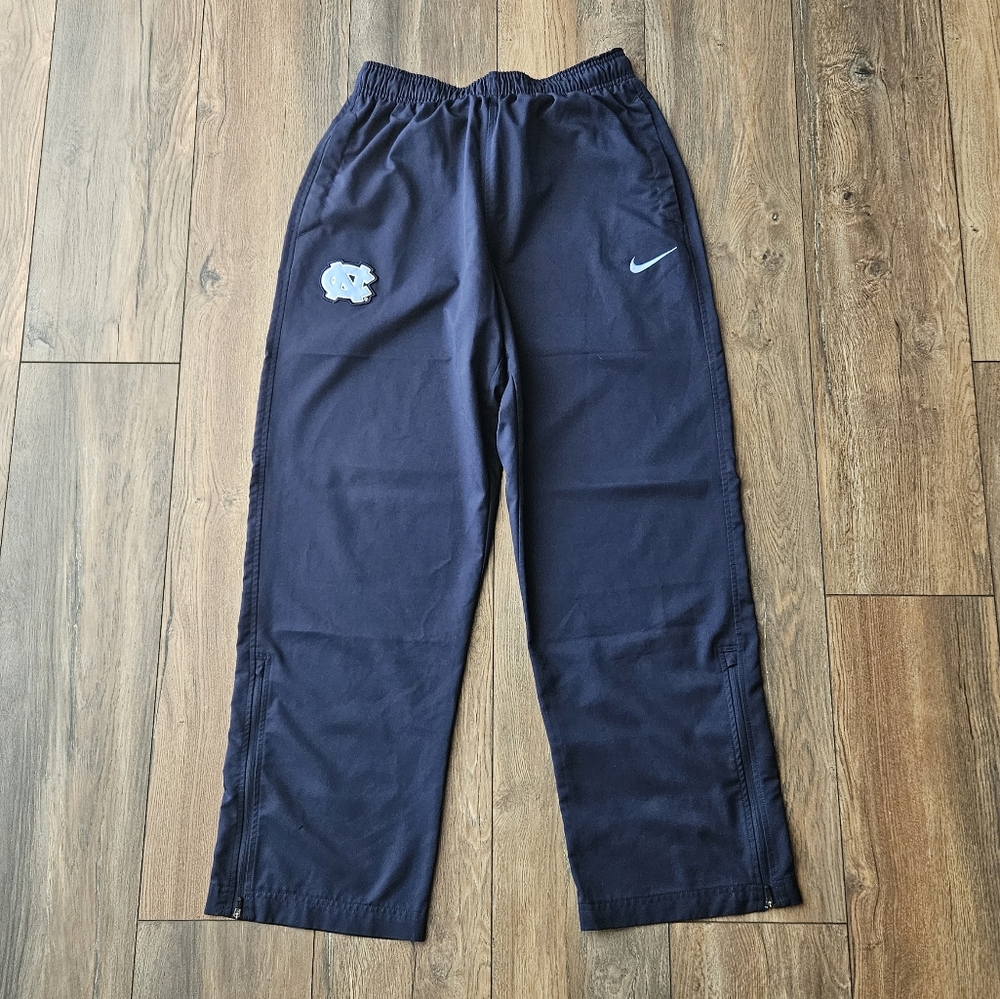 North Carolina Tar Heels Nike Dri-Fit Pants (M)